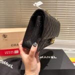 Chanel Medium Classic Handbag Grained And Gold Tone Metal Black 26Cm A01113 Y01864 C3906 - Image 6