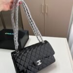Chanel Medium Classic Double Flap Bag Patent Leather Black 26Cm - Image 3