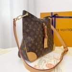Louis Vuitton Odeon MM Monogram Canvas Natural 31Cm M45355 - Image 2