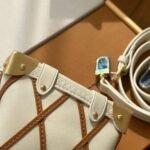Louis Vuitton Side Trunk PM Creme Noisette 18Cm M25216 - Image 5