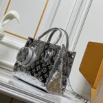Louis Vuitton Onthego PM Monogram Miroir Silver 25Cm M26373 - Image 4