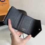 Louis Vuitton Zoe Wallet Monogram Brown 9Cm M80725 - Image 6